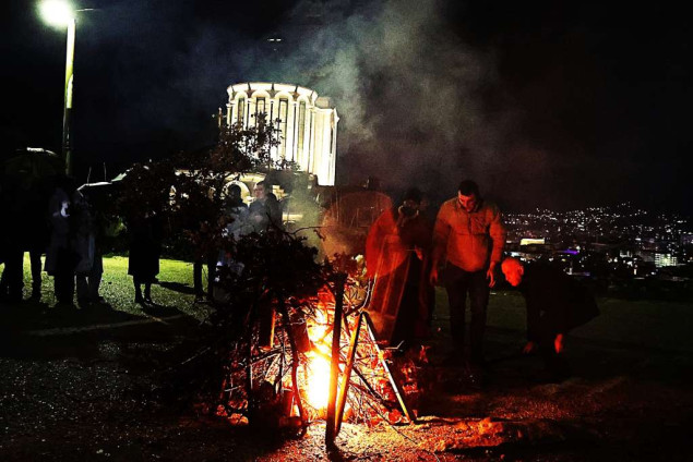 Mostar: Pravoslavni vjernici obilježili Badnju večer