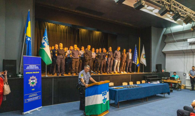 USK - Zakletvu položilo 37 mladih policajaca i 10 inspektora