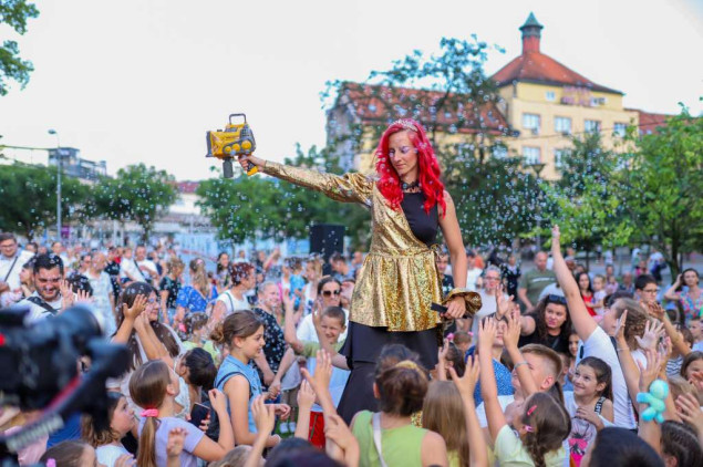 Otvoren Festival uličnih zabavljača u Banjoj Luci, učestvuje oko 350 umjetnika iz cijelog svijeta