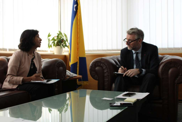 Forto i Khan o mogućnostima poboljšanja pristupa internetu u školama