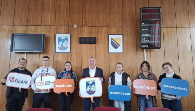 Mladi Bosanskog Petrovca pokreću tri projekta kroz program Omladinske banke