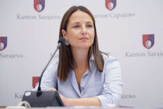 KS digitalizira javne usluge, umjesto šaltera uskoro uvođenje e-portala