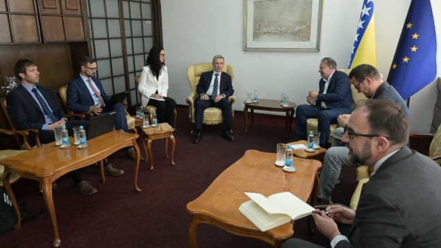 Premijer Nikšić razgovarao sa delegacijom Misije MMF-a