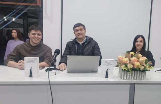 Kupres: Promovirana knjiga fra Nikole Jurišića 'Učitelju, za tobom ću kamo god ti pošao'