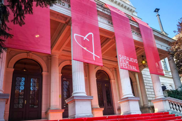 Završne pripreme za 31. Sarajevo Film Festival, postavljen crveni tepih