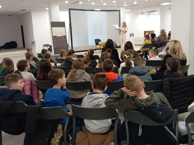 'Tjedan Andersena' u Mostaru počeo predstavljanjem dviju slikovnica Milene Jukić Bandić