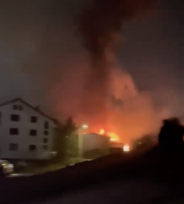 Među poginulima su i članovi benda, fotograf i nogometaš koji je pomagao drugima