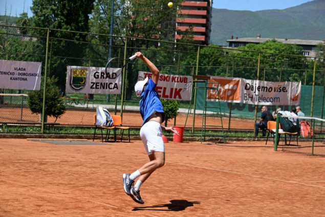 Mladi teniski talenti iz 14 zemalja na terenima Kamberovića polja