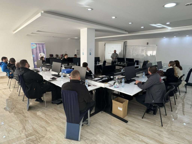 U Velikoj Kladuši održana edukacija za poduzetnike o pravnim i finansijskim osnovama poslovanja