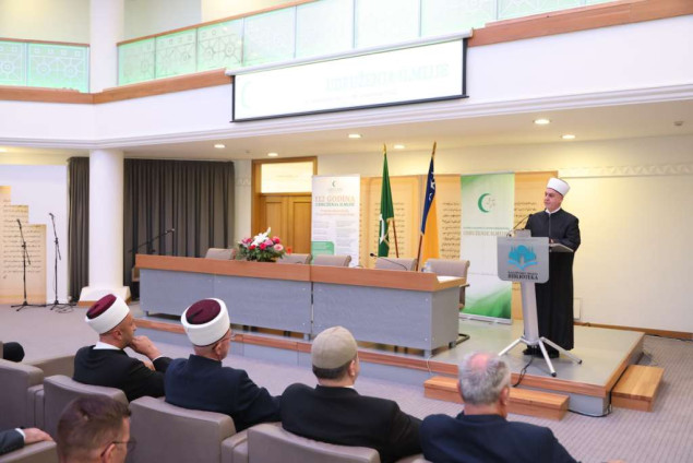 Reisul-ulema Kavazović: Imami su stalno u narodu i dijele njegovu brigu