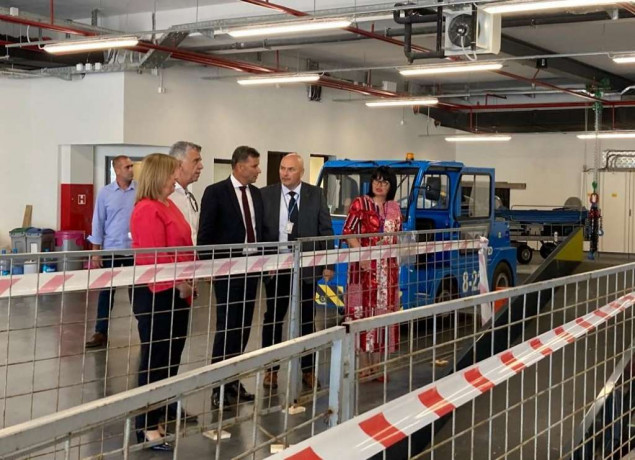 Novalić obišao radove na Međunarodnom aerodromu Sarajevo