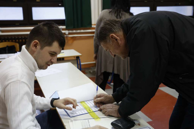 U Bratuncu otvorena biračka mjesta za izbor načelnika opštine