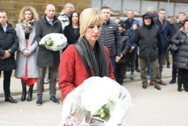 Odata počast ubijenim Sarajlijama u Gimnazijskoj ulici