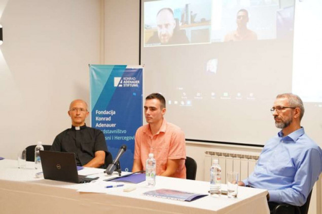 Bošnjak: Međureligijski master za oporavak od ratnih trauma, put prema evropskim integracijama