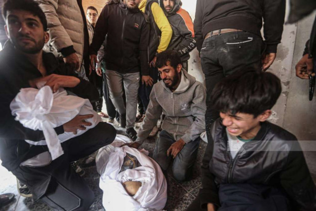 U izraelskim napadima danas ubijen 101 Palestinac