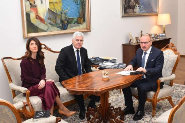 Čović u Zagrebu sa Filipović i Radmanom o europskom putu BiH i pravima hrvatskog naroda