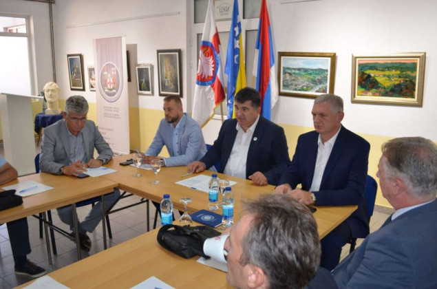 Osam lokalnih zajednica protiv rudarenja litijuma na Majevici 