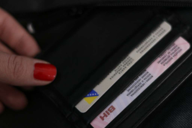 MUP ZDK: Usporavanje rada sistema i zastoji u procesu izdavanja ličnih dokumenata