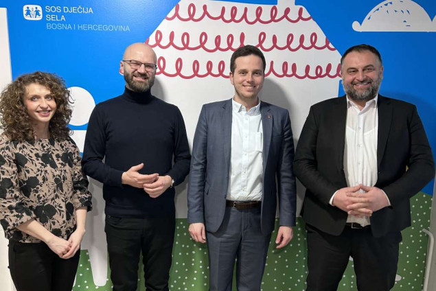 Premijer Nihad Uk posjetio SOS Dječija sela u BiH
