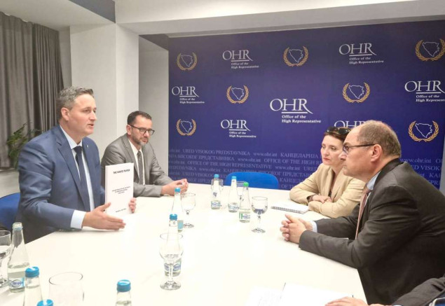 Bećirović: Ohrabruje početak konkretnog djelovanja OHR-a, vrijeme za primjenu Aneksa 1-A Sporazuma