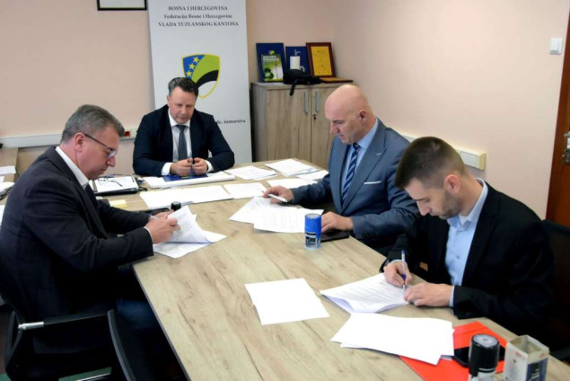 Rješavanje problema vodosnabdijevanja tri lokalne zajednice u TK