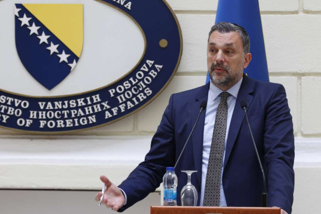 Konaković na konferenciji 'Poziv na mir, kraj ratova i poštivanje međunarodnog prava' u Sarajevu