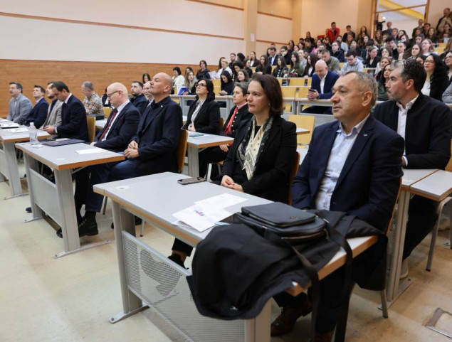 Simpozijem o znanstvenoj komunikaciji otvoren 'Tjedan znanosti i umjetnosti' u Mostaru