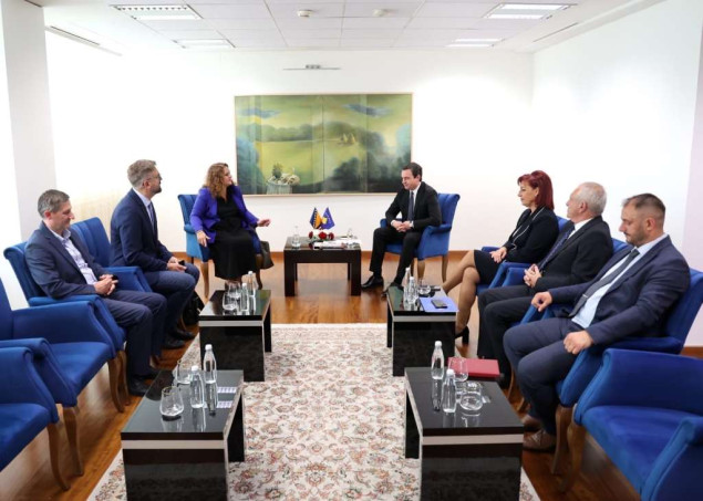 Duraković se sastala s kosovskim premijerom i ministricom Nagavci