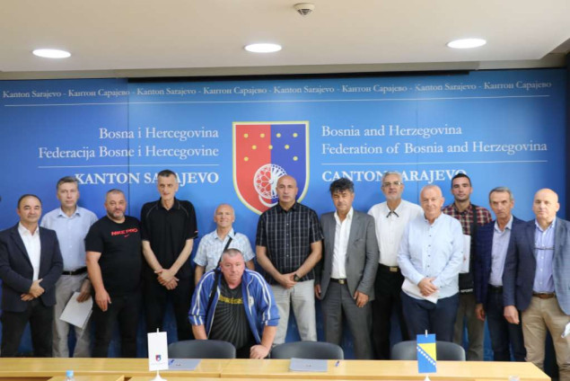 Ministar Osmanović potpisao ugovore: Pisanom riječi njegovati istinu i kulturu sjećanja