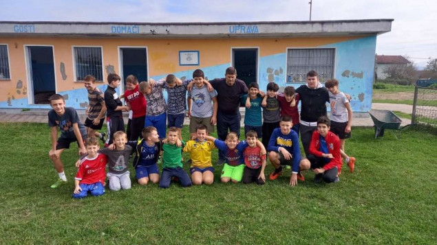 Od bare napravili stadion, uređuju objekat i kreću sa seniorima