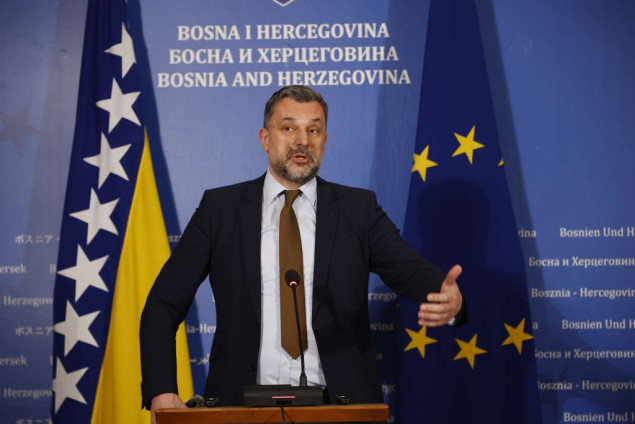 Konaković: Dobro je što su zakoni o VSTV-u i Sudu BiH povučeni s dnevnog reda