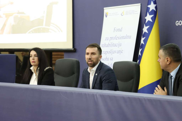Delić: Krajem februara javni poziv da se osobe sa invaliditetom zaposle na slobodnom tržištu rada