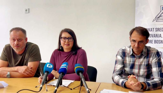 Sindikat najavio obustavu nastave u srednjim školama USK od 2. oktobra