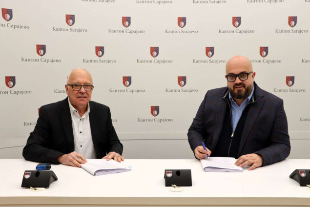 Šteta potpisao ugovor - Nakon novih trolejbusa, tramvaja, minubusa u Sarajevo stižu i novi autobusi