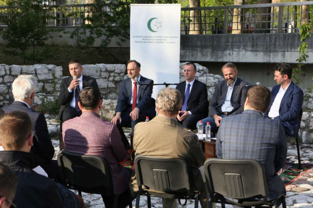 U Sarajevu održan okrugli stol 'Porušene sarajevske džamije'