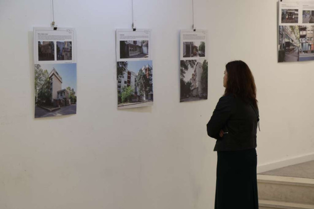 Izložba 'Protegni se koliko možeš' prikazala degradaciju stambenih objekata u Mostaru