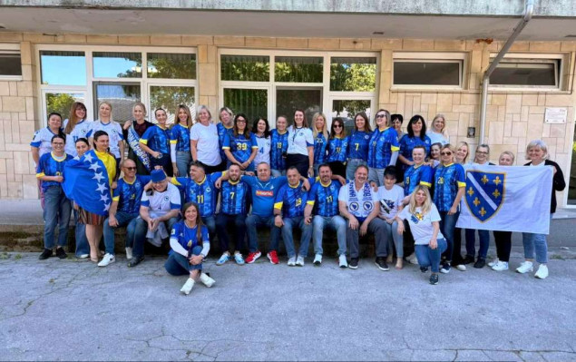 Uposlenici Kantonalne bolnice u Bihaću u dresovima Zmajeva poslali podršku reprezentaciji BiH