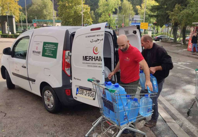 Merhamet pokrenuo akciju prikupljanja pomoći za stanovništvo u BiH ugroženo poplavama