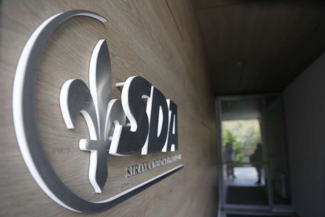 SDA: Zastupnici Trojke će konačno odlučiti čiji interes brane - države ili HDZ-a