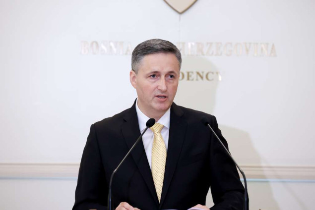 Bećirović uputio saučešće povodom smrti Josipa Pejakovića