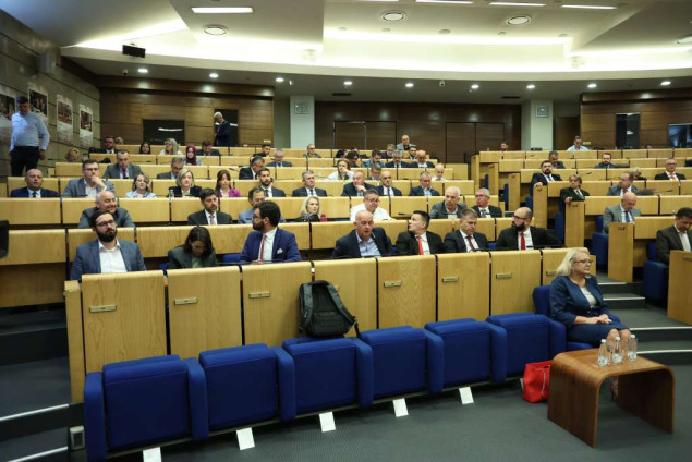 Usvojene izmjene Zakona o finansijskoj konsolidaciji privrednih društava u FBiH