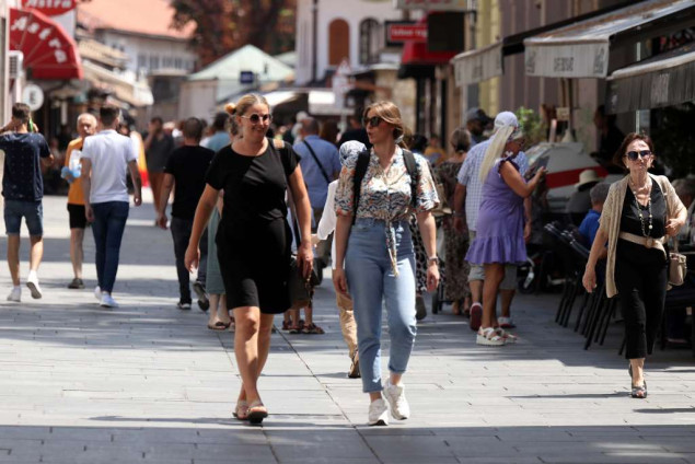 U BiH i danas sunčano i toplo, na jugu do 41 stepen