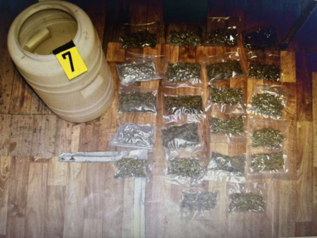U Cazinu pronađena droga, jedna osoba lišena slobode