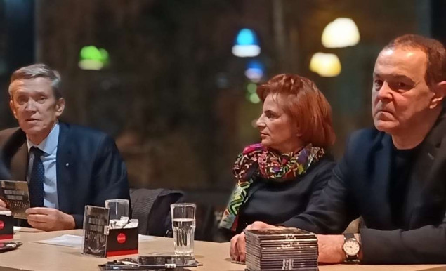 Zenički hor Art sonore predstavio CD sa ukupno 13 sevdalinki u 'a capella' izvedbi