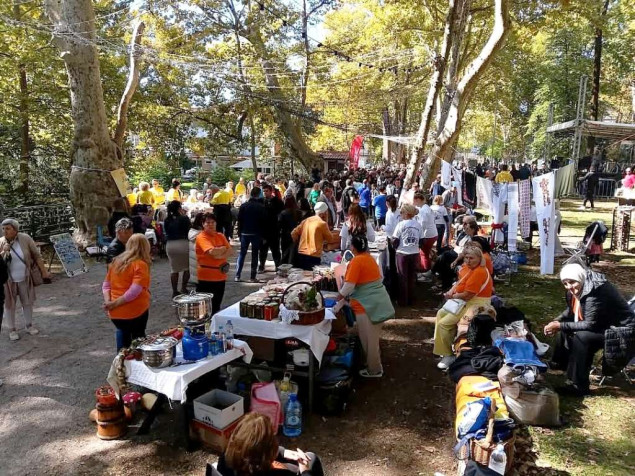 Trahanijada na Gelenderima okupila 25 ekipa, čuva se tradicija krajiške kuhinje