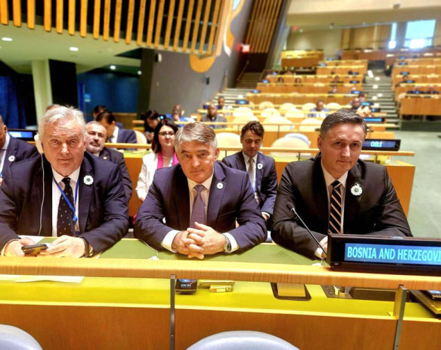 Komšić: Usvajanjem Rezolucije o genocidu u Srebrenici stavljena tačka na višedecenijski proces