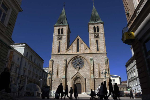 Bošnjak najoštrije osudio napade na vjerske objekte