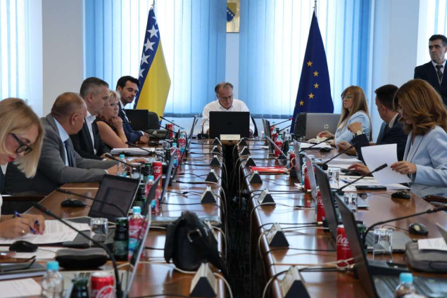 Za rekonstrukciju magistralnog toplovoda u Tuzli Vlada FBiH izdvojila 1,8 miliona KM