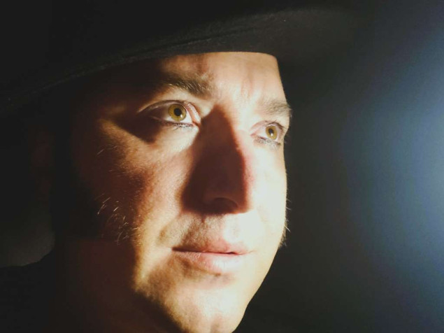 Srebrenički umjetnik Saidin Salkić objavio distopijsku novelu 'Černobilsko cvijeće'