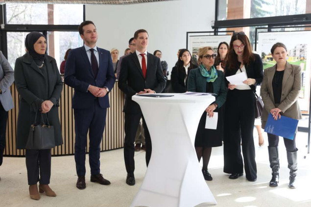 U Kantonu Sarajevo renovirana 32 javna objekta, uključujući škole, vrtiće i domove zdravlja